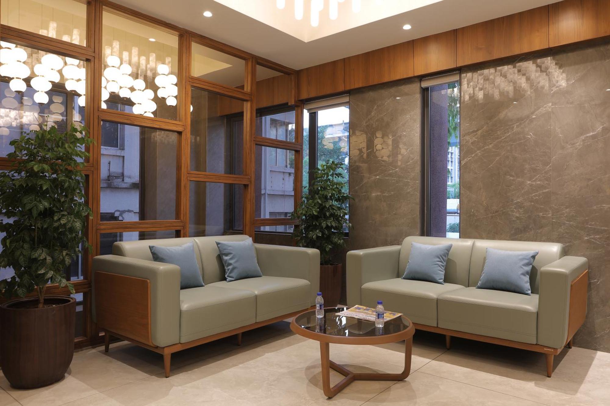 Plenteous Inn Amhedabad Dış mekan fotoğraf