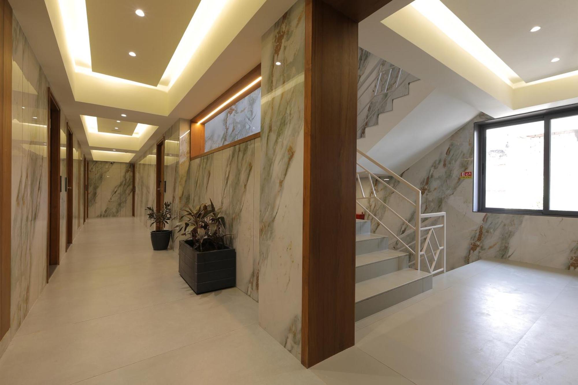 Plenteous Inn Amhedabad Dış mekan fotoğraf